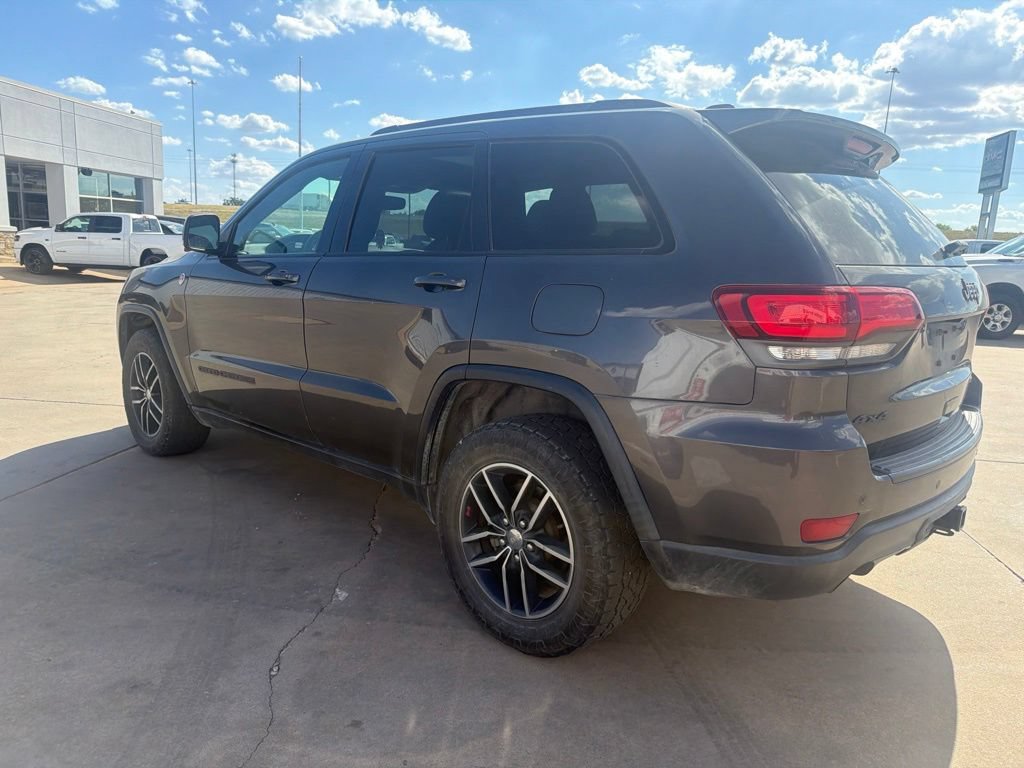 Used 2018 Jeep Grand Cherokee Trailhawk w/ Trailhawk Luxury Group AWD/4WD image 3