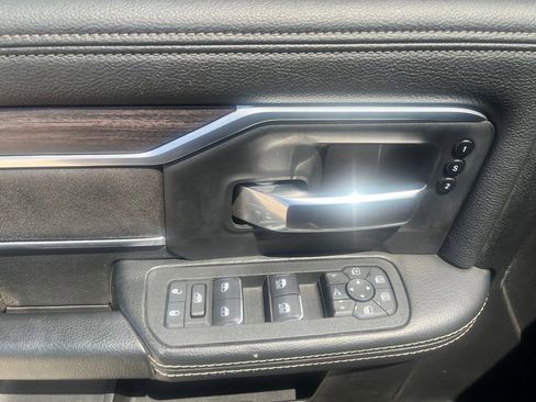 Used 2025 RAM 3500 Laramie w/ Sport Appearance Package AWD/4WD image 26