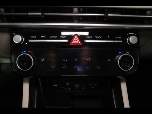 Used 2025 Hyundai Tucson SEL AWD/4WD image 26