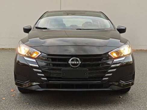 Used 2023 Nissan Versa S w/ Trunk Package image 8