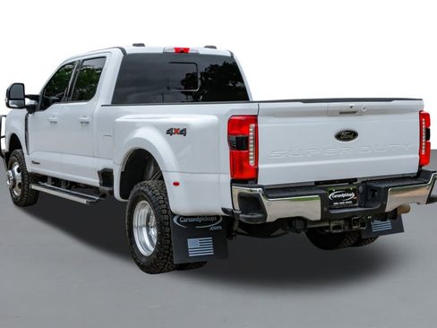 Used 2024 Ford F350 Lariat image 10