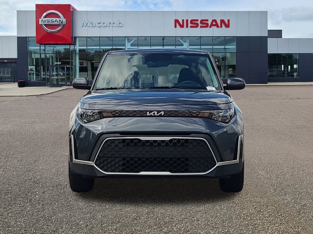 Used 2024 Kia Soul LX w/ LX Technology Package FWD image 2