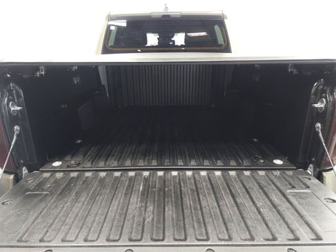 Certified 2025 Toyota Tacoma TRD Sport AWD/4WD image 10