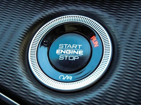 Used 2024 Jeep Grand Cherokee Altitude image 30