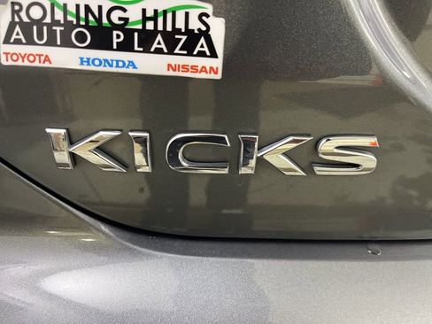 Used 2024 Nissan Kicks SV image 43