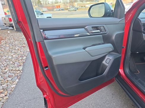 New 2026 GMC Terrain AT4 w/ Convenience Package III image 16