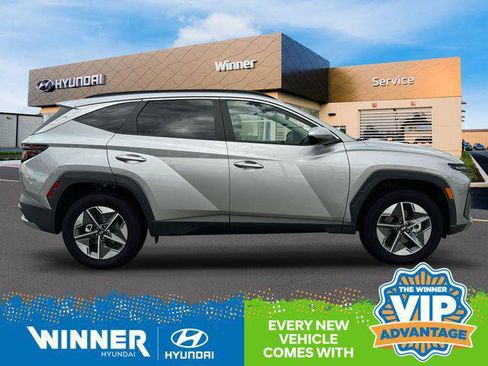 New 2026 Hyundai Tucson SEL image 9