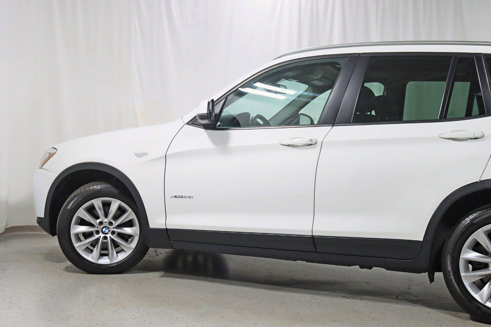 Used 2016 BMW X3 xDrive28i AWD/4WD image 11