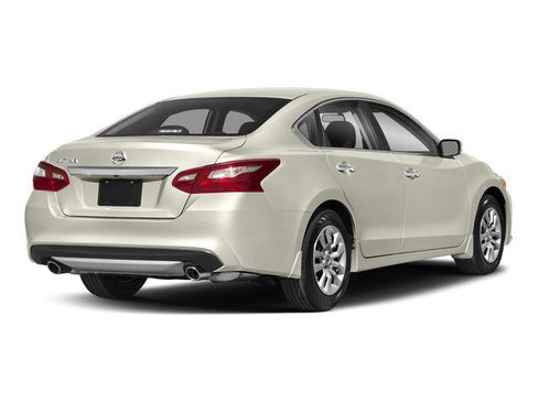 Used 2018 Nissan Altima 2.5 S w/ S Convenience Package FWD image 5
