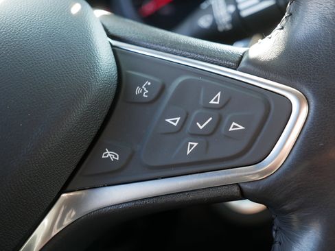 Used 2020 Chevrolet Equinox Premier image 29