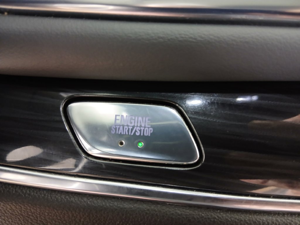 Certified 2023 Buick Enclave Essence w/ Experience Buick Package AWD/4WD image 29