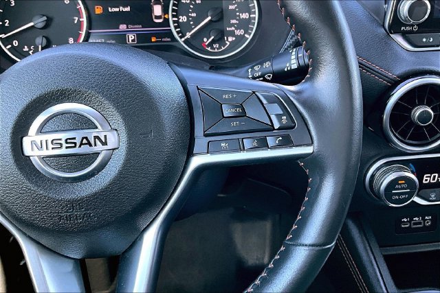 Used 2023 Nissan Sentra SR w/ SR Premium Package FWD image 12