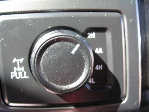 Used 2019 Ford F150 Lariat w/ Equipment Group 502A Luxury AWD/4WD image 53