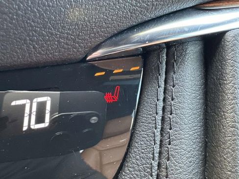 Certified 2023 Cadillac XT5 Premium Luxury AWD/4WD image 46