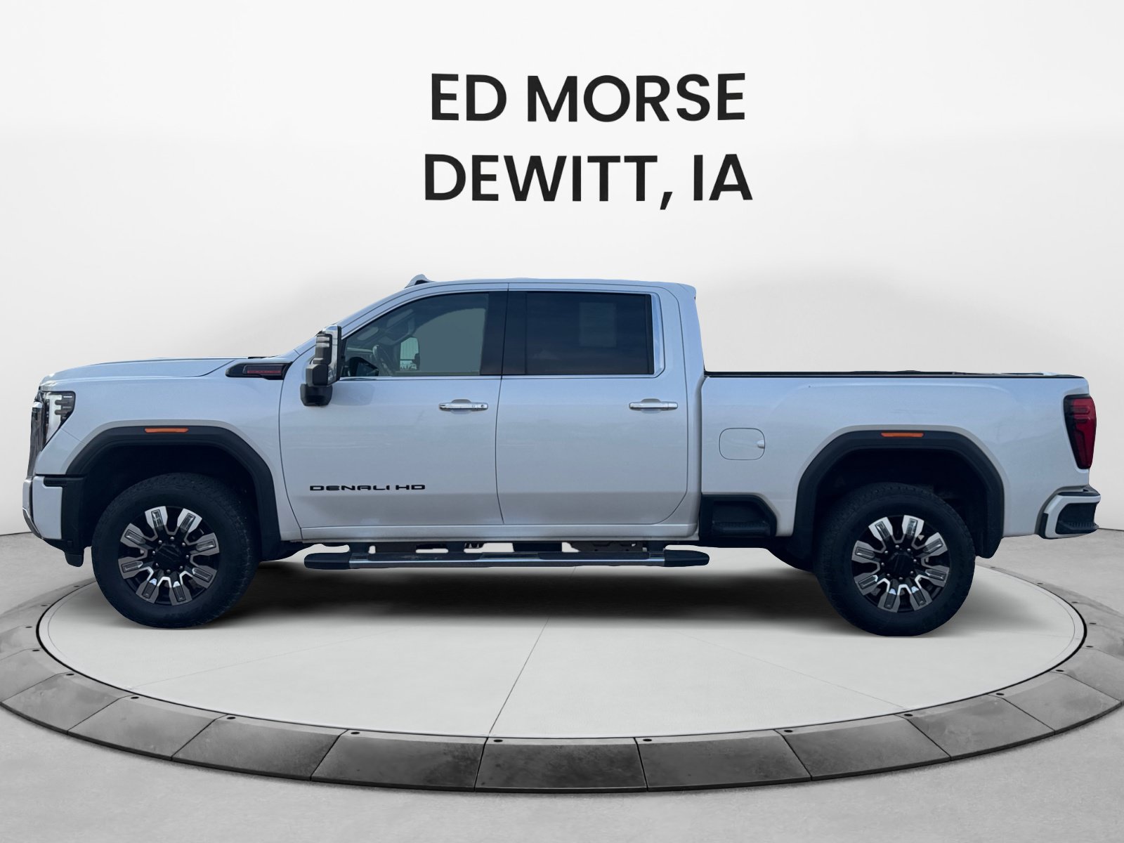 Used 2024 GMC Sierra 2500 Denali w/ Denali Reserve Package AWD/4WD image 2