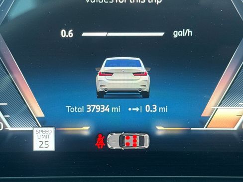 Used 2025 BMW 330i Sedan image 19