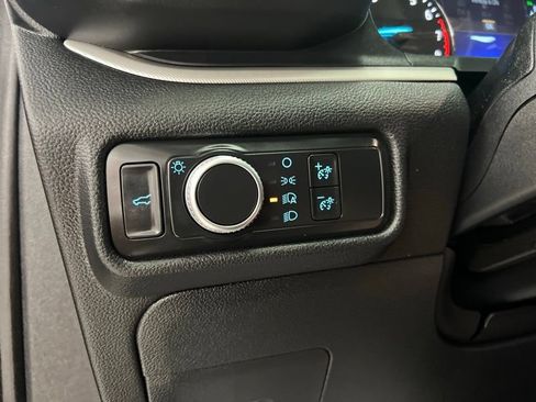 Used 2020 Ford Explorer XLT w/ Comfort Package AWD/4WD image 21