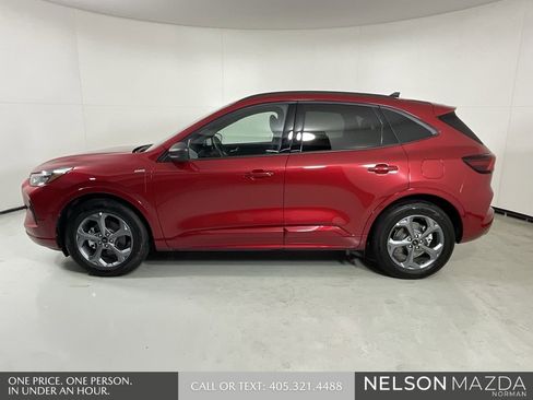 Used 2024 Ford Escape ST-Line w/ Tech Pack #1 image 5