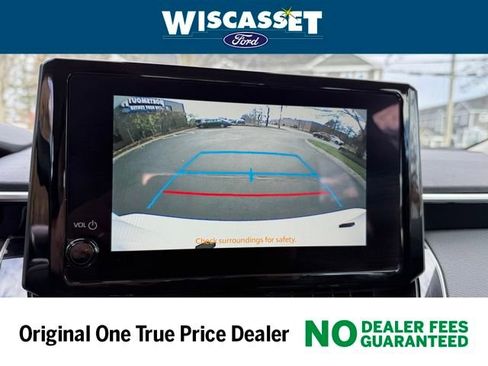 Used 2024 Toyota Corolla LE image 8