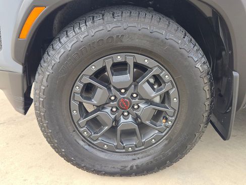 Used 2024 Nissan Frontier Pro-X w/ Pro Premium Package image 32