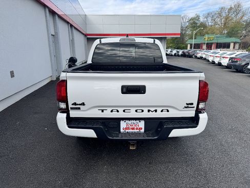 Used 2023 Toyota Tacoma SR5 w/ Technology Package AWD/4WD image 6