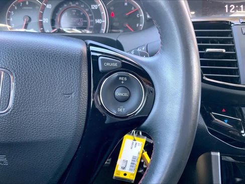 Used 2017 Honda Accord Sport Special Edition image 25