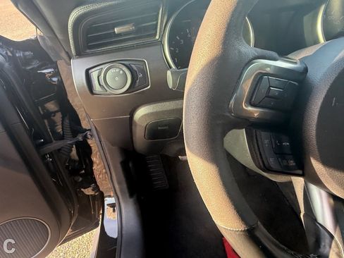 Used 2017 Ford Mustang Shelby GT350 w/ Electronics Package RWD image 24
