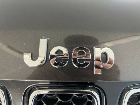 Used 2018 Jeep Compass Sport w/ Cold Weather Group AWD/4WD image 31