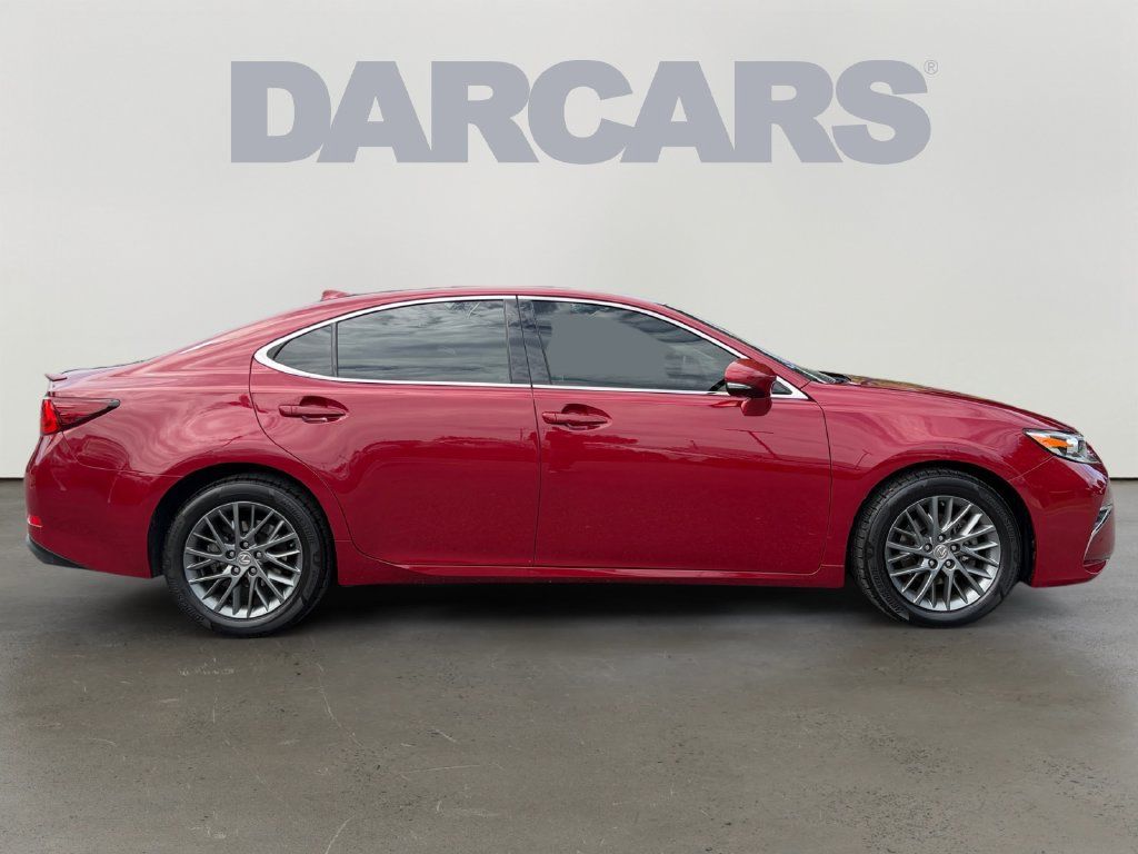 Used 2018 Lexus ES 350 w/ Navigation System Package FWD image 5
