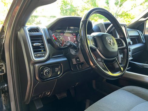 Used 2022 RAM 2500 Big Horn w/ Level C Equiment Group AWD/4WD image 24