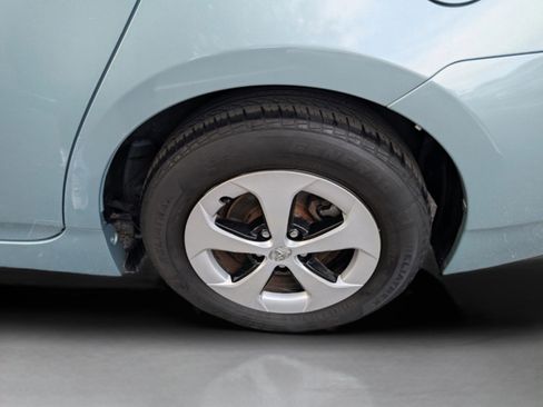 Used 2014 Toyota Prius Four image 44