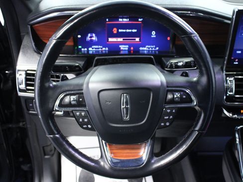 Used 2024 Lincoln Navigator L 4WD image 18