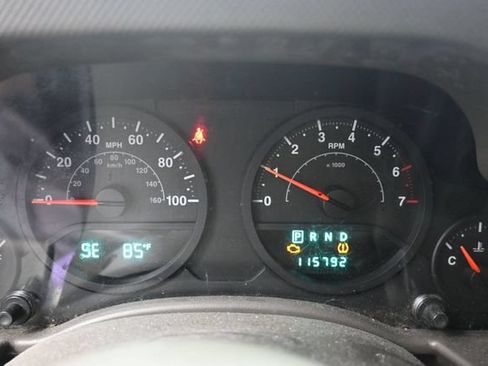 Used 2008 Jeep Wrangler X AWD/4WD image 16