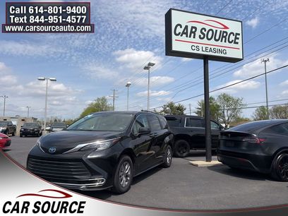 Used 2024 Toyota Sienna XLE