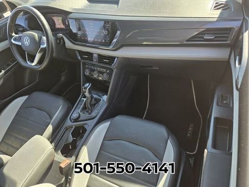 Used 2024 Volkswagen Taos SEL image 21