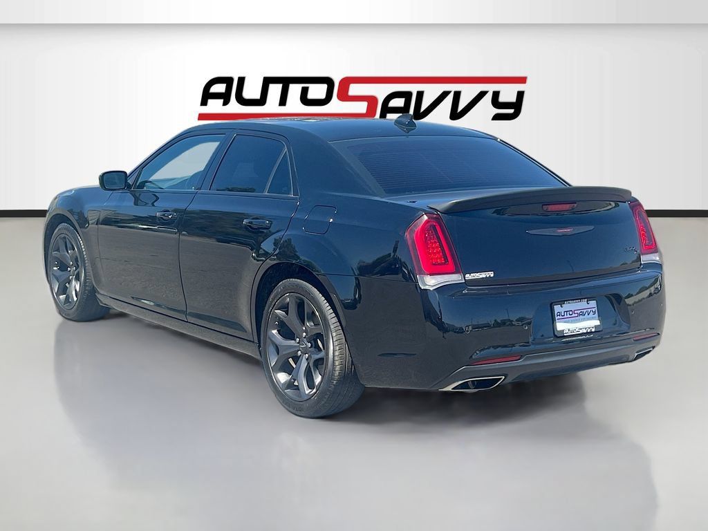 Used 2022 Chrysler 300 S RWD image 5