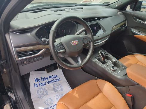 Certified 2020 Cadillac XT4 Sport AWD/4WD image 9