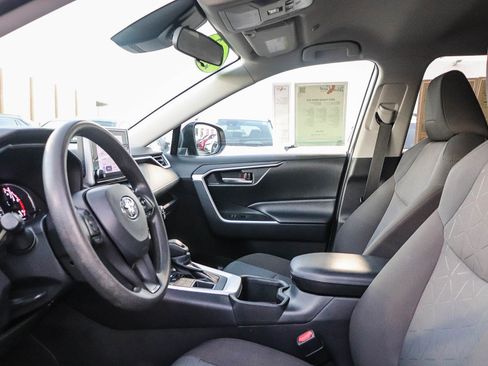 Used 2023 Toyota RAV4 XLE image 18