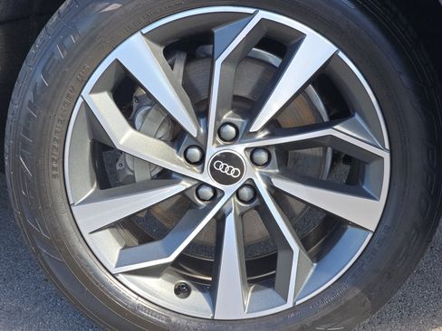Used 2021 Audi Q5 2.0T Premium Plus w/ Premium Plus Package AWD/4WD image 15