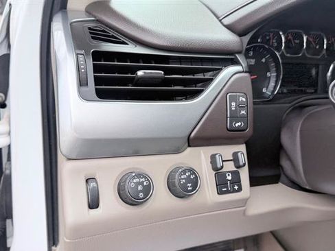 Used 2016 Chevrolet Tahoe LTZ AWD/4WD image 33