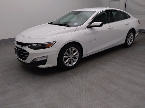 Used 2023 Chevrolet Malibu LT image 2