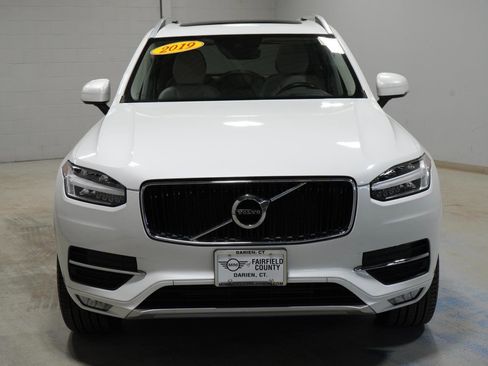 Used 2019 Volvo XC90 T6 Momentum w/ Protection Package Premier AWD/4WD image 13