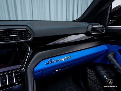 Used 2024 Lamborghini Urus S AWD/4WD image 28