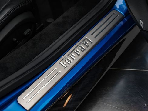 Used 2017 Ferrari 488 Spider RWD image 67