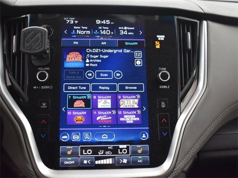 Used 2020 Subaru Outback Premium image 18