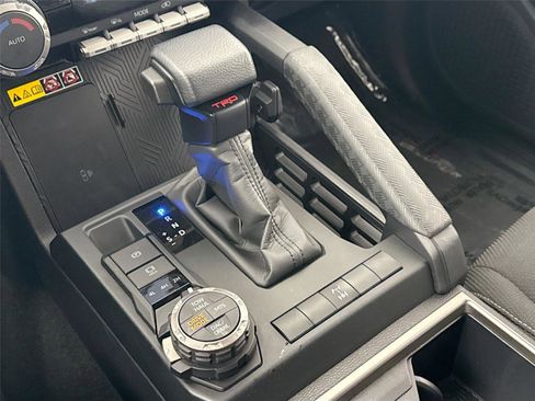 Certified 2025 Toyota 4Runner TRD Off-Road image 26