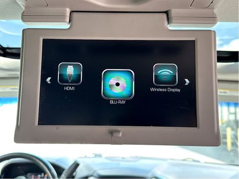 Used 2020 GMC Yukon Denali w/ Open Road Package image 8