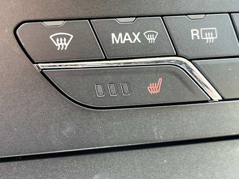 Used 2020 Ford Edge SEL w/ Convenience Package FWD image 40
