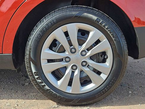 Used 2022 Kia Soul LX image 14