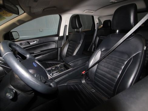 Used 2024 Ford Edge SEL w/ Convenience Package AWD/4WD image 4